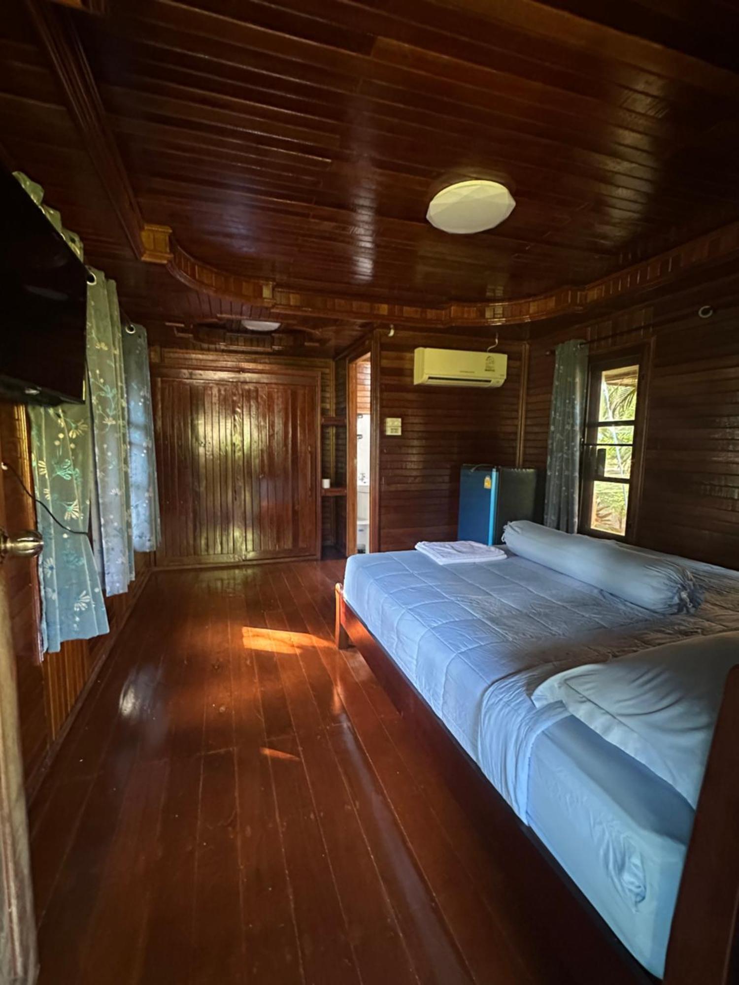 Thip Siam Village Ao Nam Mao Exterior photo